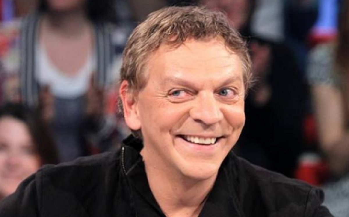 Marc Labr�che en vedette dans le magazine Vogue..