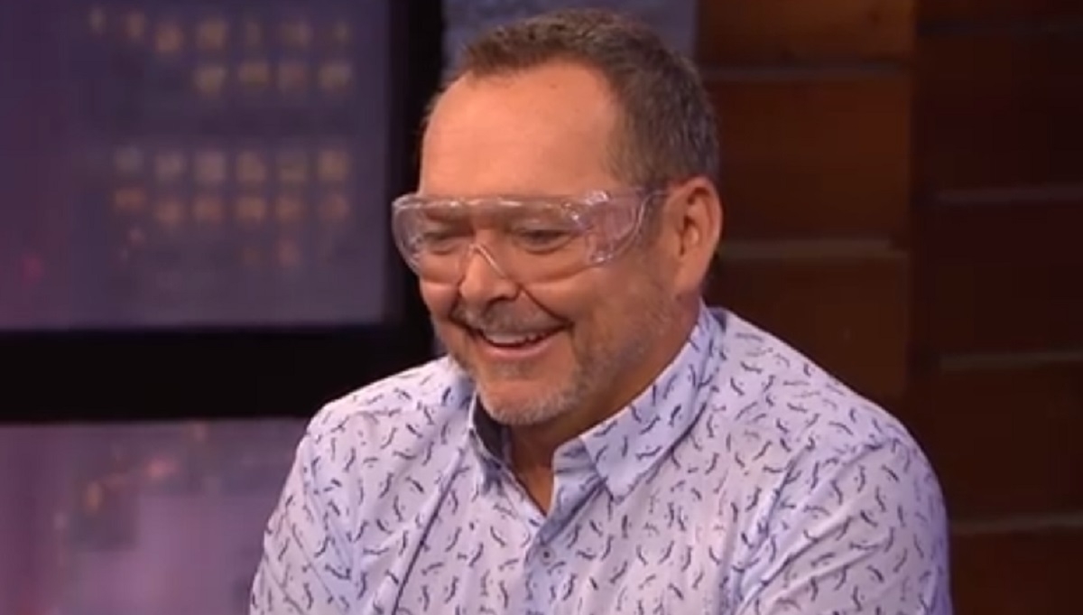 Jean-Michel Anctil vous fera pleurer de rire dans cette vid�o