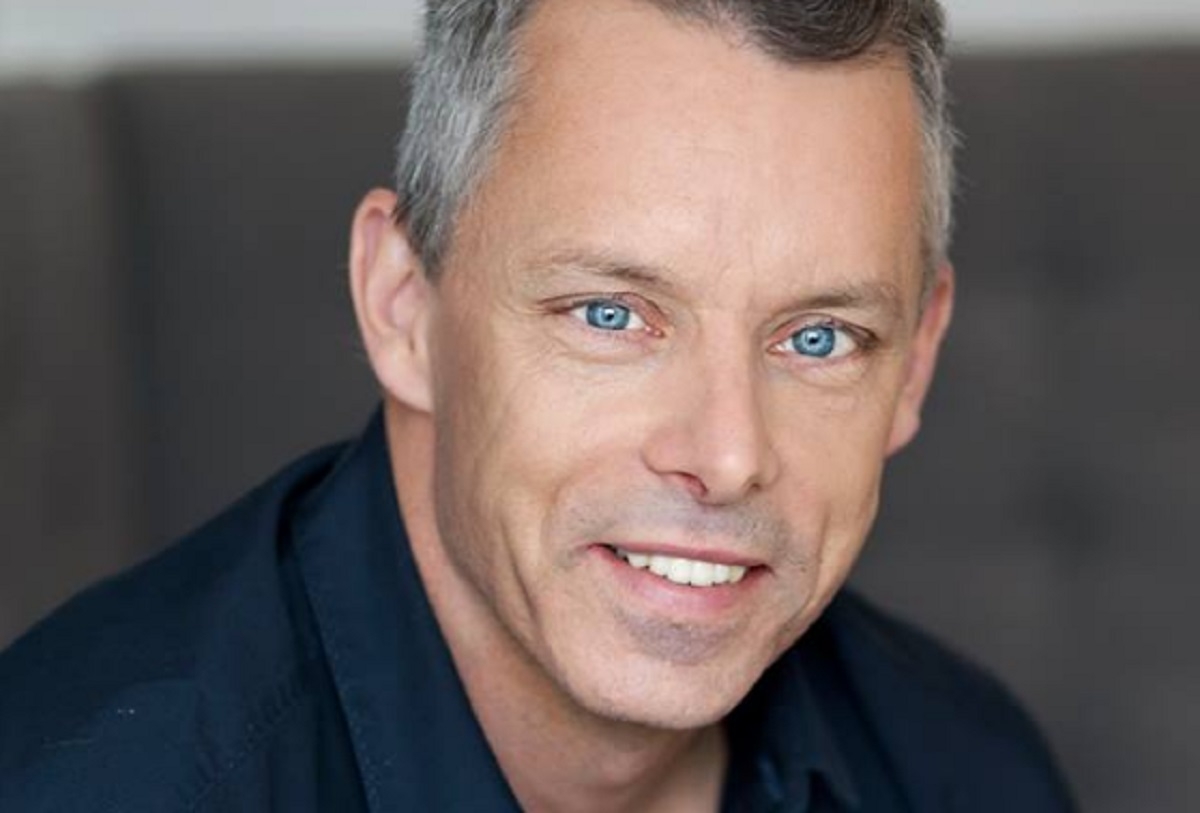 Apr�s le passage de Caroline N�ron � Tout le monde en parle, Fran�ois Lambert r�plique