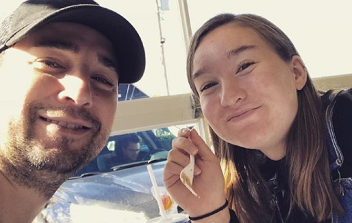 Jean-Fran�ois Baril est tellement fier de sa fille apr�s qu'elle e�t r�ussi cet exploit!