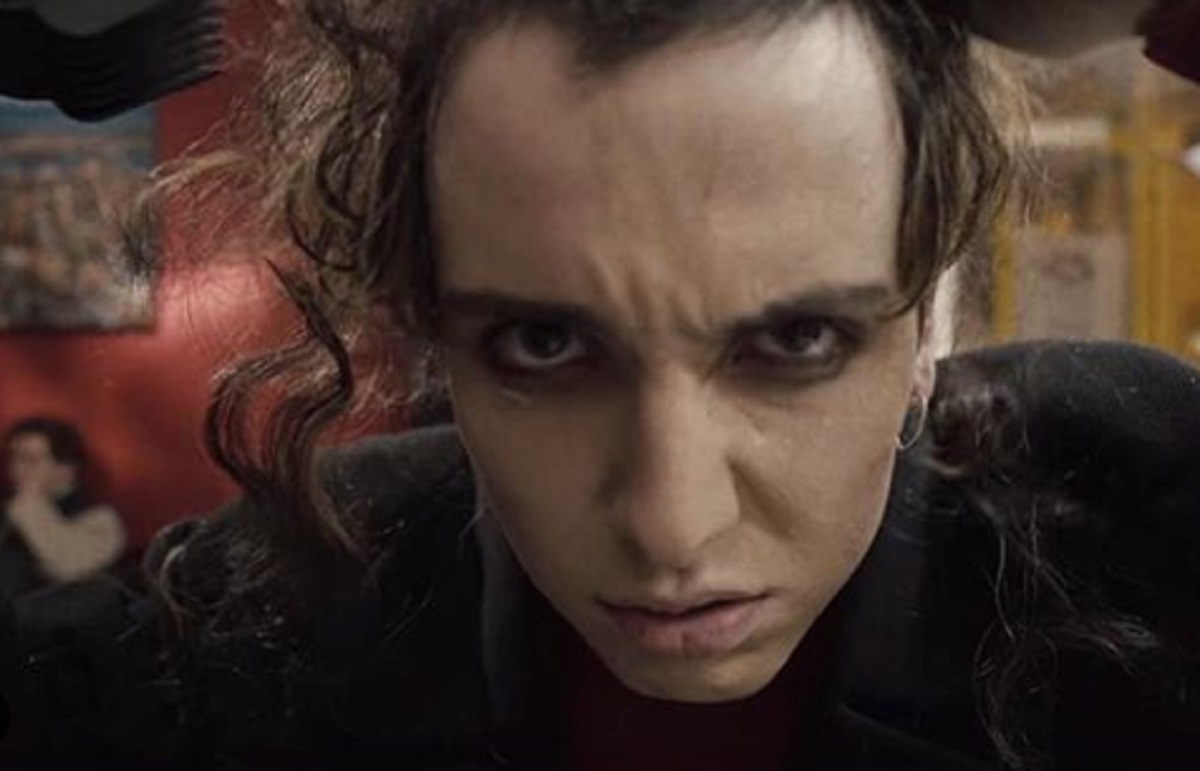 Hubert Lenoir en prestation � Bruxelles choque encore le web