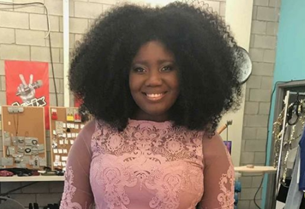 Une r�cente publication sur Yama Laurent provoque des commentaires n�gatifs sur le Web