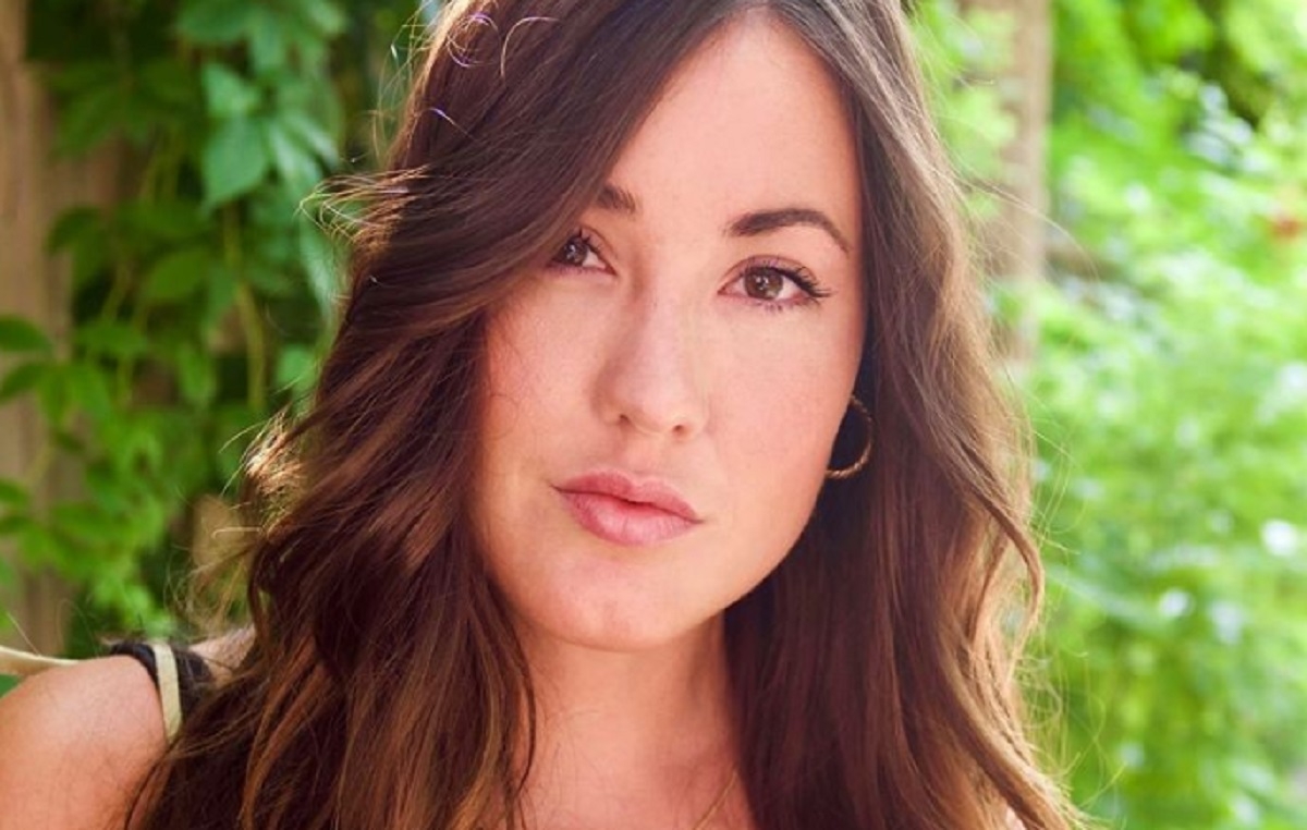 Suite � sa r�cente sortie publique, Joanie Gonthier publie une magnifique photo de No�l