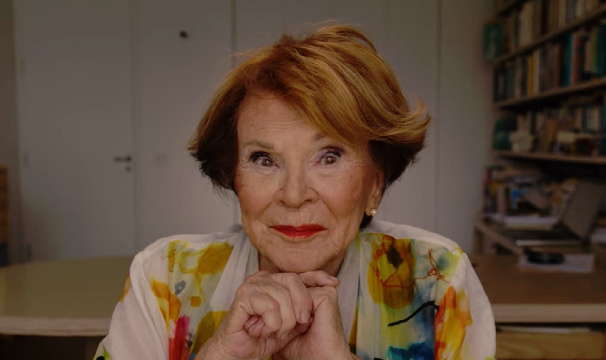 Janette Bertrand vit des moments tr�s difficiles