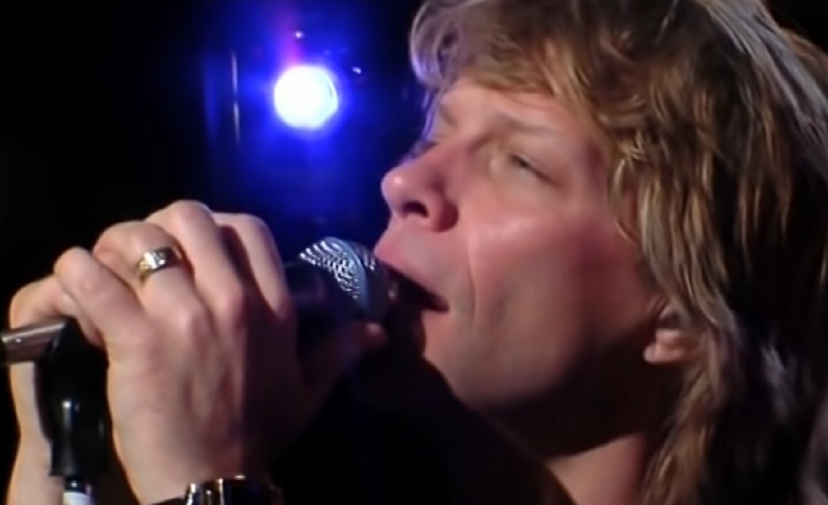 Bon Jovi vous donnera des frissons avec cette interpr�tation de la chanson Hallelujah