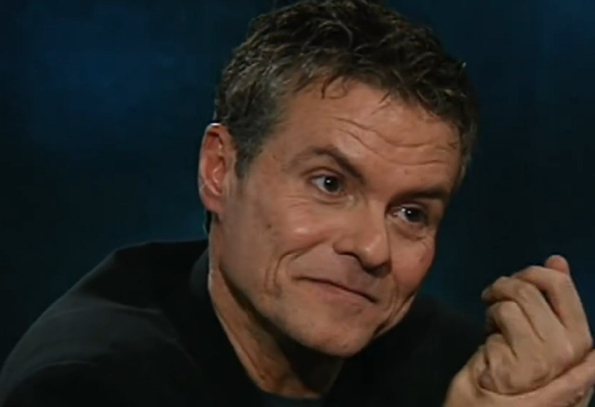 Paul Houde m�rite des fun�railles nationales en raison de son exceptionnelle contribution